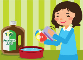 媽媽的手拿著布抺玩具