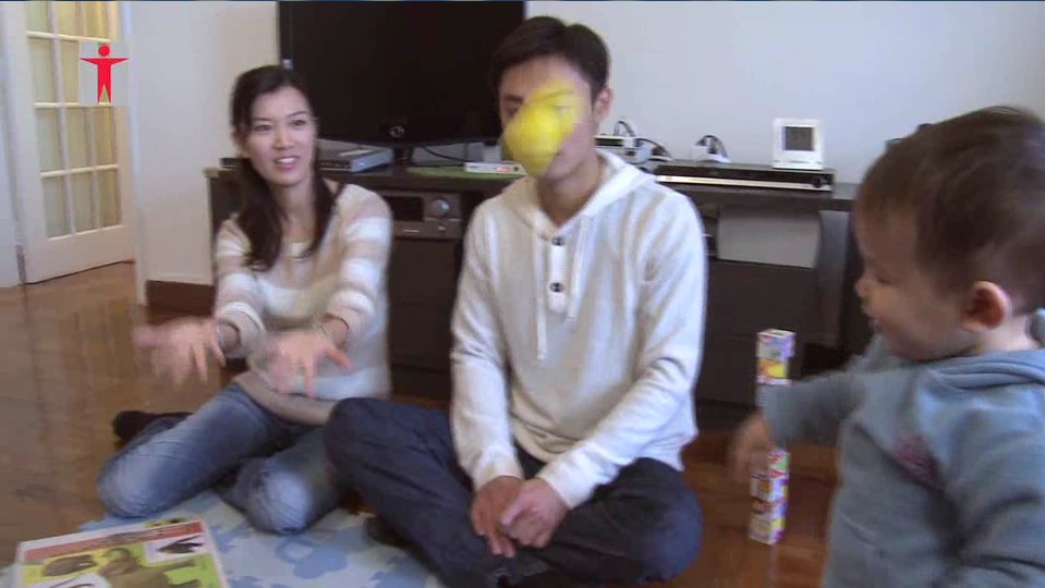 我喜歡研究，如看著膠波拋了會彈起，也試試看拋下其他物件後會否一樣